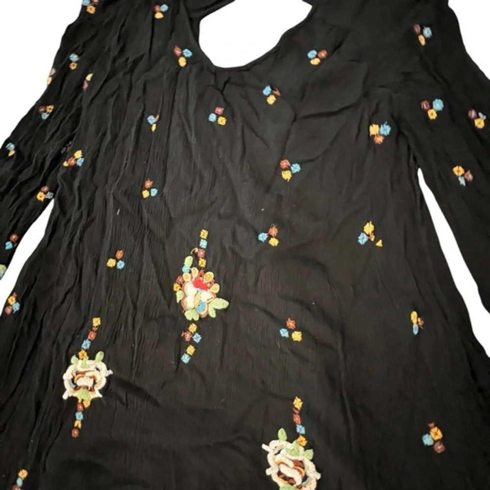 FREE PEOPLE Black Oxford Embroidered Dress Size Small BOHO Long‎ Sleeve Floral